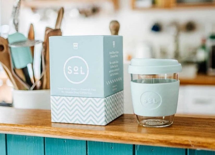 Plastic-free, reusable and stylish Cups & Tumblers made with glass and silicone - Earth Ahead