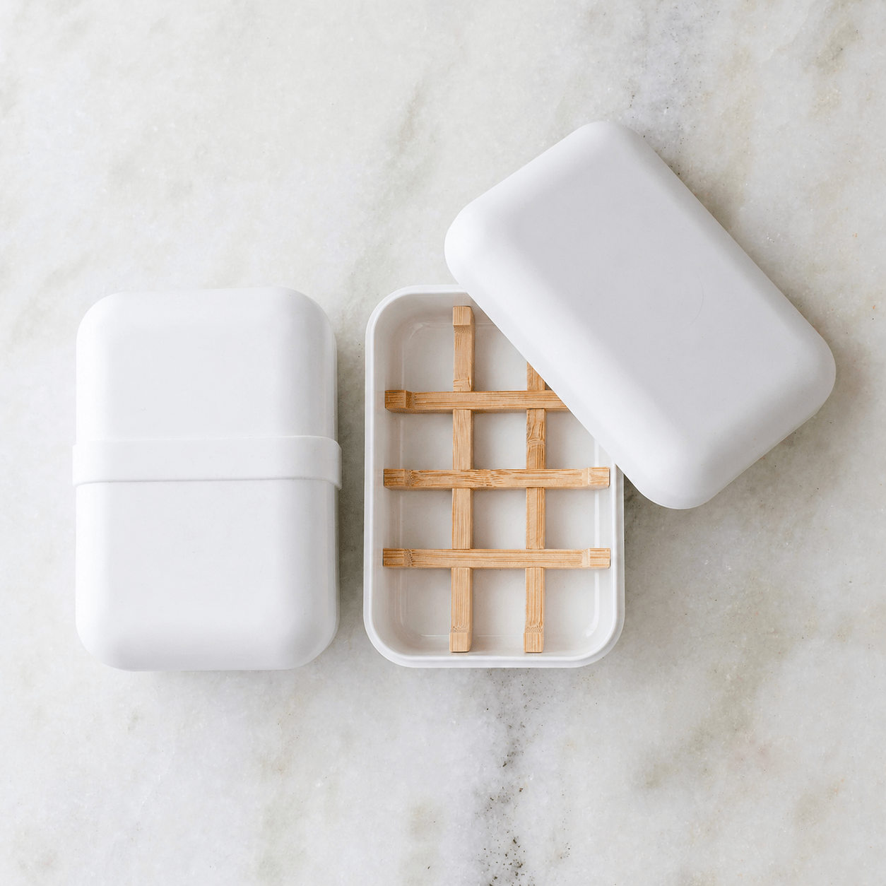 Earth Ahead bamboo fiber soap dish with lid and silicone band, white travel soap case