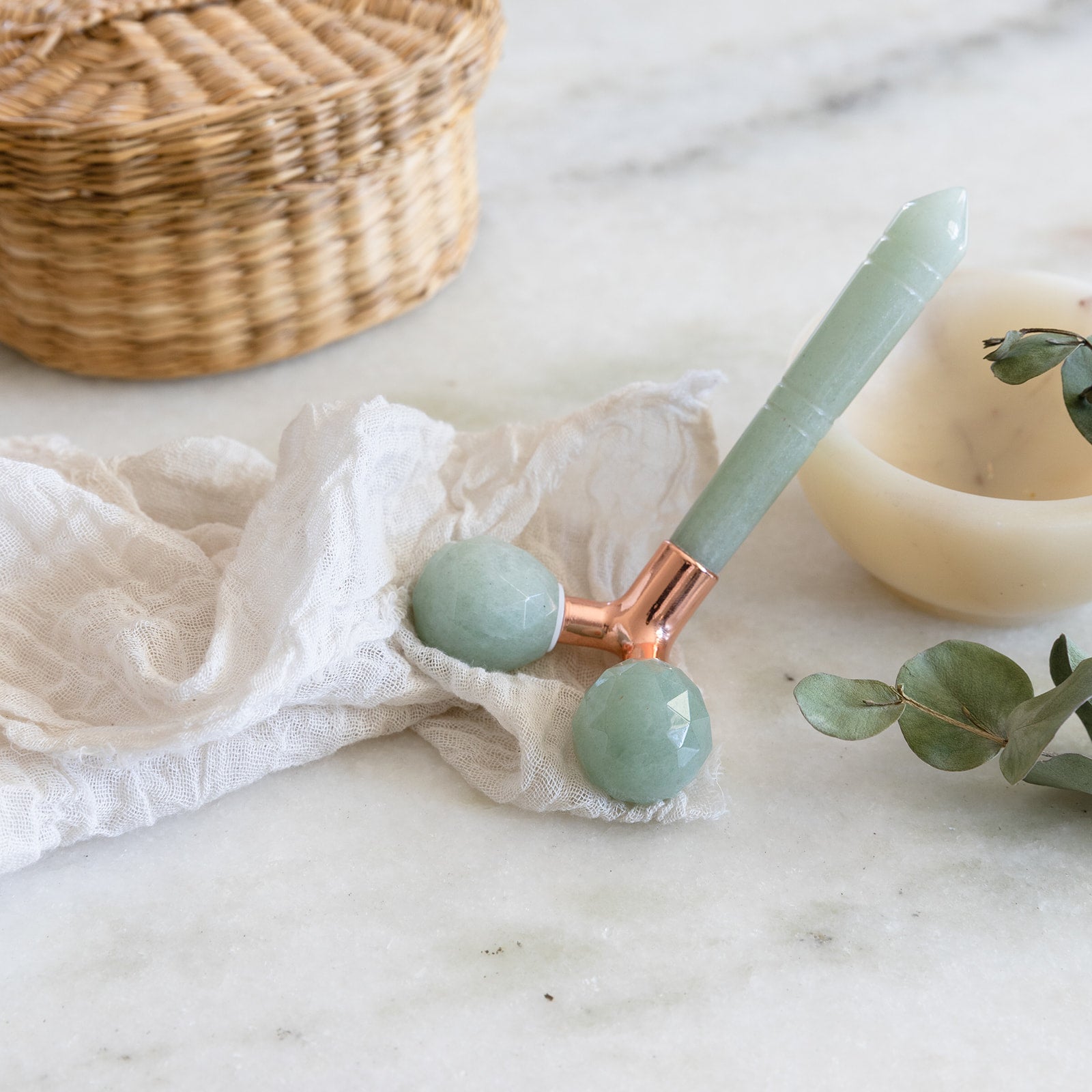 Aventurine Sculpting Face Roller + Chamomile Glow Facial Oil